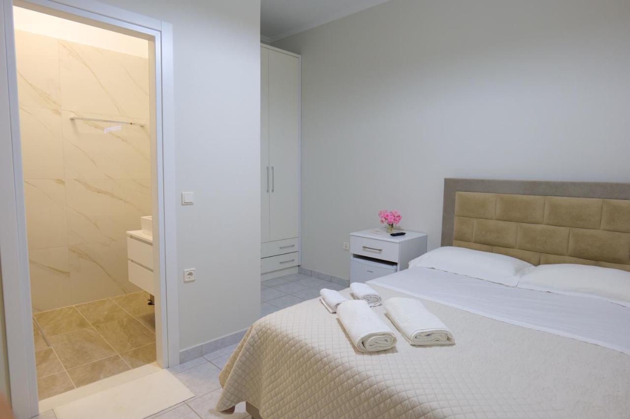 Saranda Landscape Villa ภายนอก รูปภาพ