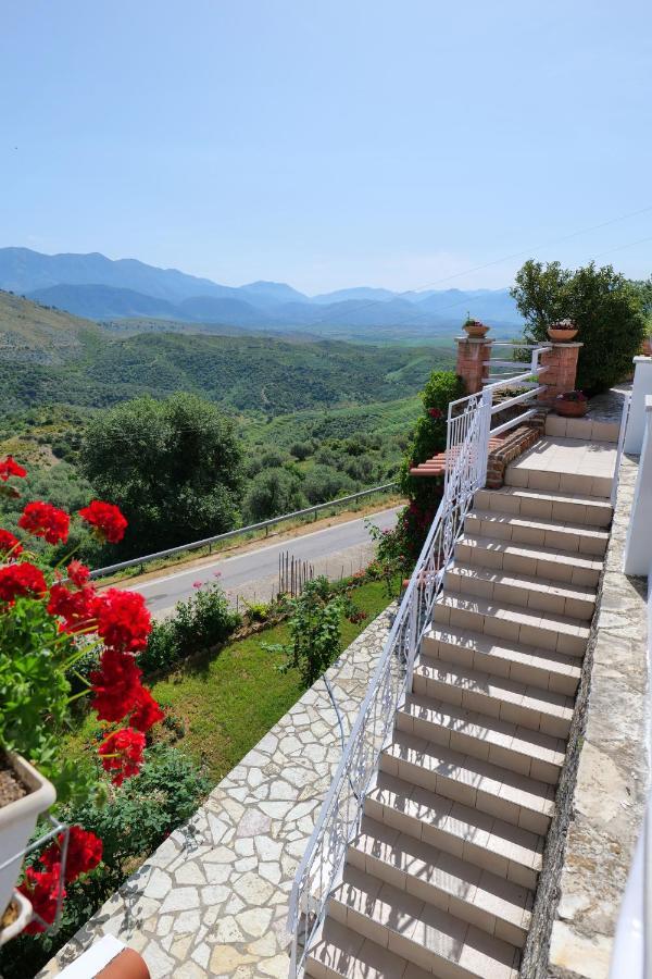 Saranda Landscape Villa ภายนอก รูปภาพ