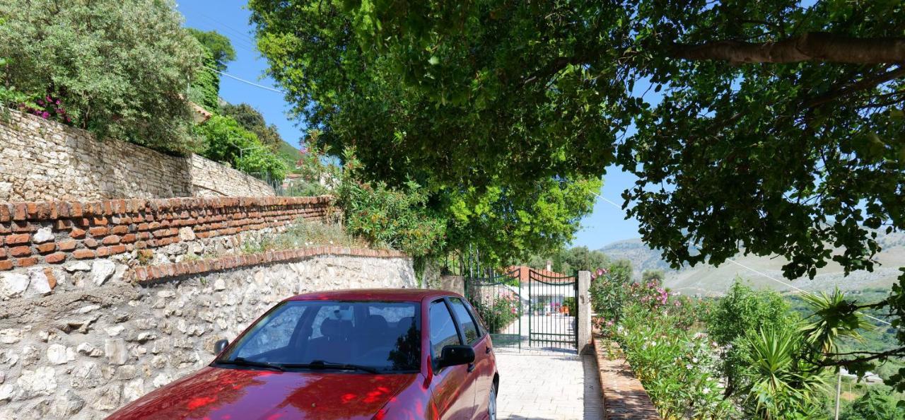 Saranda Landscape Villa ภายนอก รูปภาพ
