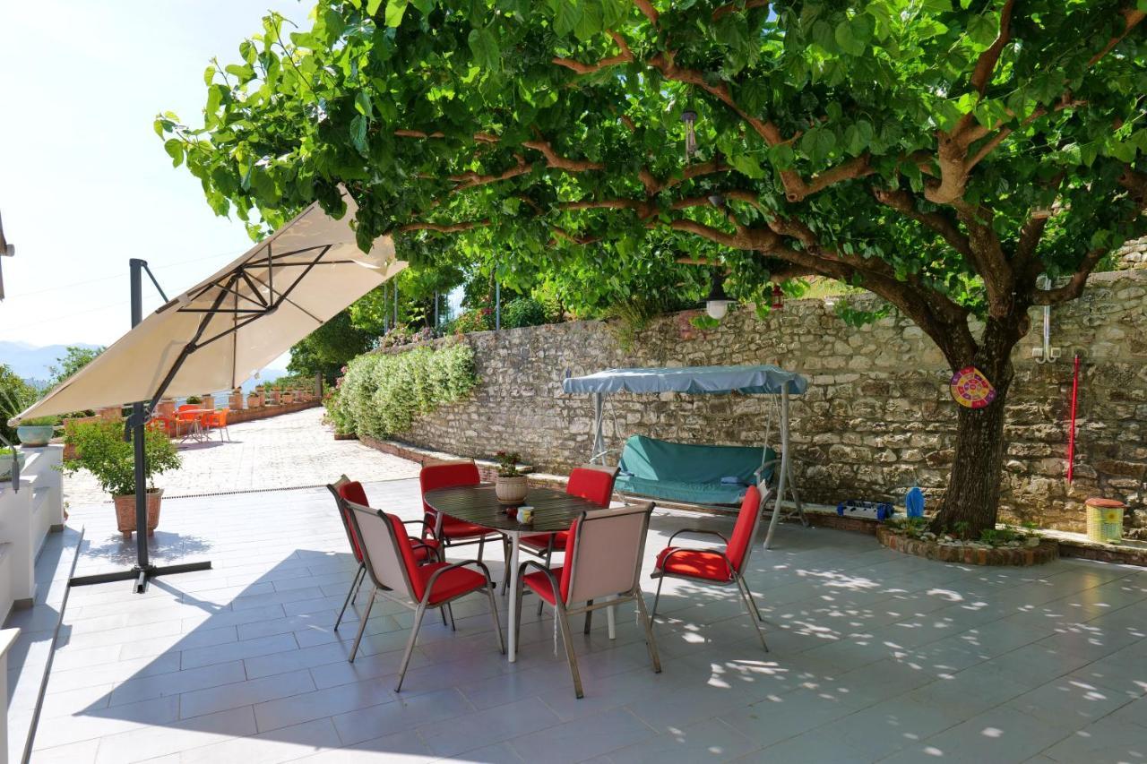 Saranda Landscape Villa ภายนอก รูปภาพ